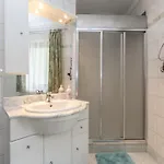 Gundi Ripper Apartman *