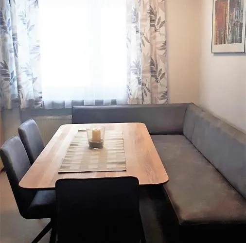 Gundi Ripper ザールバッハ・ヒンターグレム