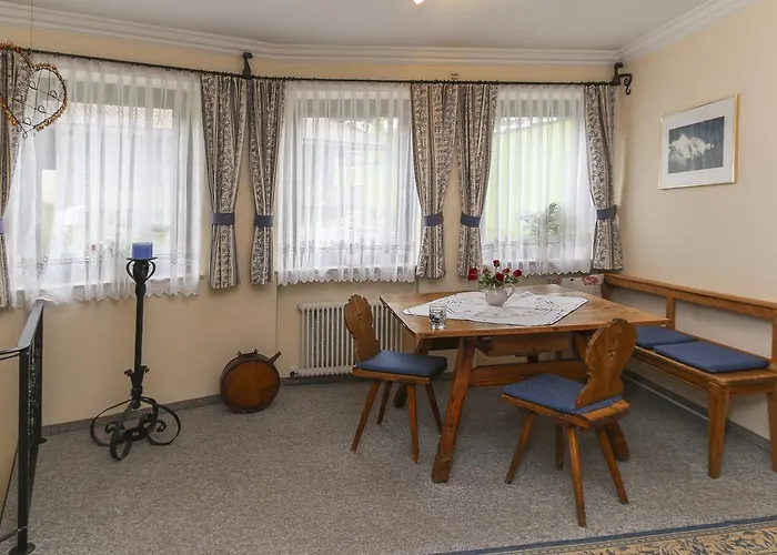 Gundi Ripper דירה *